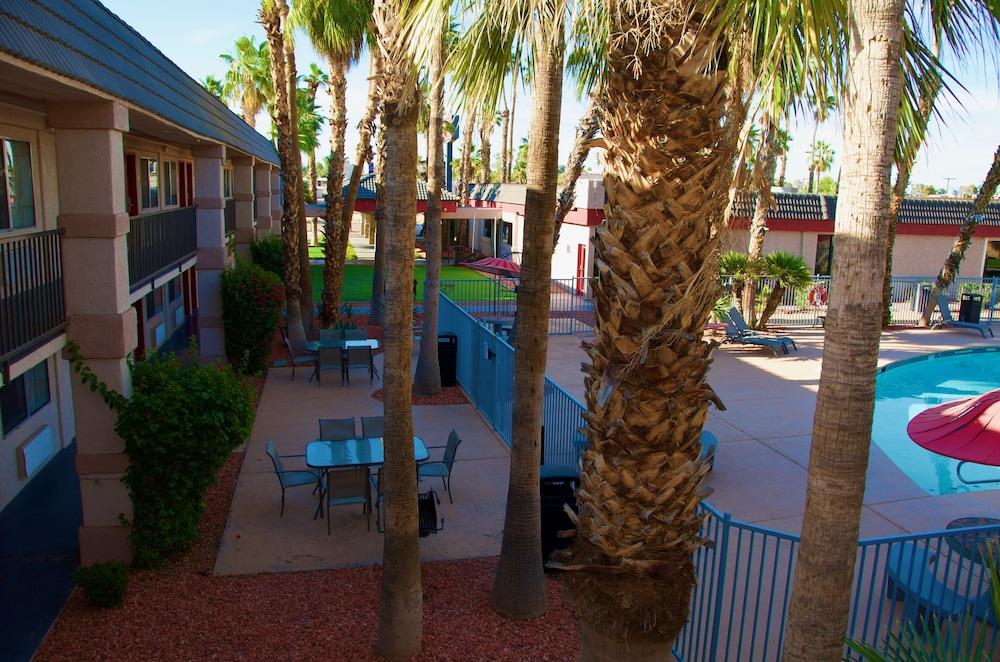 Ramada By Wyndham Yuma Motel Eksteriør bilde