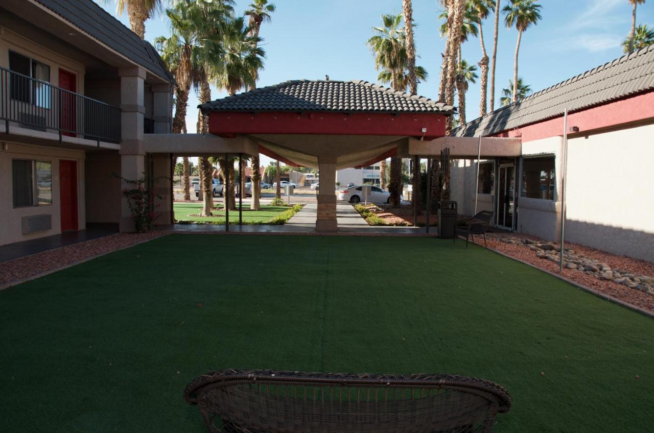 Ramada By Wyndham Yuma Motel Eksteriør bilde